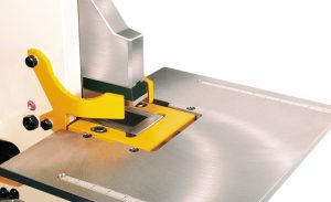 Rectangular notching equipment for Bendicrop