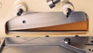 geka-usa-hydraulic-ironworker-cuchillas-llantas-minicrop